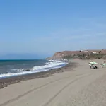 公寓 Beachside In Peaceful 阿尔马亚特巴瑶